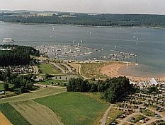 Ramsberg Badestrand und Hafen 6031062002.jpg